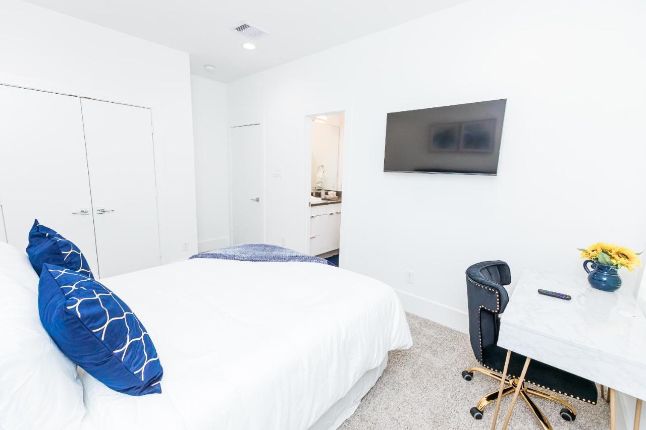 Beautifully Decorated, Modern Downtown Houston Home Экстерьер фото